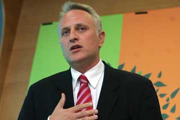 Καταρρέει η εικόνα της χώρας με τα περί ασύμμετρης απειλής, λέει το ΠΑΣΟΚ