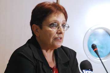 Για πολιτική εκμετάλλευση των πυρκαγιών κατηγόρησε ΝΔ και ΠΑΣΟΚ η Αλέκα Παπαρήγα