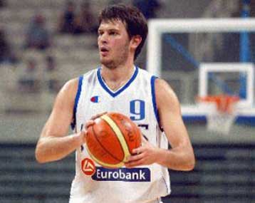 Δυσμένεια στην ΕΟΚ για τον Φώτση, ο οποίος δεν ταξίδεψε στην Ιταλία