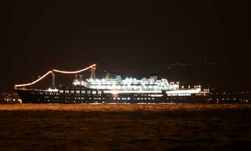 Δύο νεκροί σε σύγκρουση φορτηγού πλοίου με κρουαζιερόπλοιο στη Χάιφα