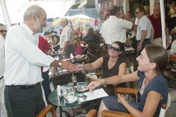 Αποκλείει μετεκλογική συνεργασία με ΝΔ και ΠΑΣΟΚ ο Αλ.Αλαβάνος