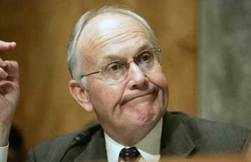 Την παραίτησή του ανακοίνωσε ο Ρεπουμπλικανός γερουσιαστής Λάρι Κρέιγκ