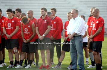 Με τις ευχές του προέδρου πηγαίνει ο Ολυμπιακός στη Λεωφόρο