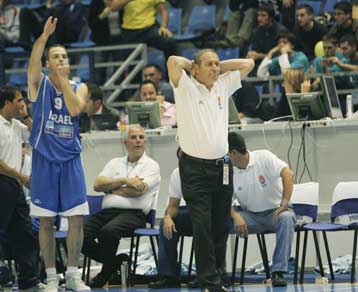 Χωρίς άγχος το Ισραήλ και με ελπίδες… κλοπής από τον Σερφ