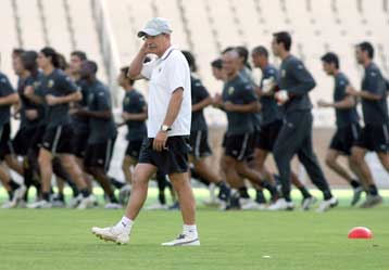 Ψάχνει το θαύμα η ΑΕΚ για το εισιτήριο των ομίλων