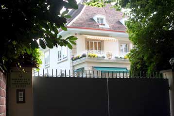 Οι ΗΠΑ θα μας βγάλουν από τον «άξονα του κακού» υποστηρίζει η Β.Κορέα