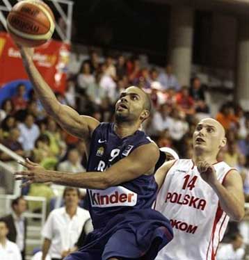 Σε χαλαρούς ρυθμούς η Γαλλία 74-66 την Πολωνία