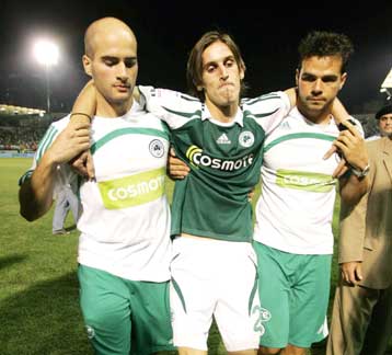 Πολύμηνη η απουσία του Λεοντίου από τα γήπεδα, θα υποβληθεί σε επέμβαση