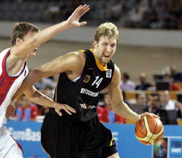 «Φωτιά» παίρνουν τρίτος και τέταρτος όμιλος στο Eurobasket