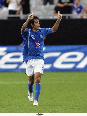 Επιμένει για Ντελγκάδο ο Ολυμπιακός με ταξίδι Ίβιτς