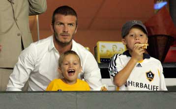 Ο γάμος… χάλασε τον Μπέκαμ, εκτιμά ο σερ Αλεξ Φέργκιουσον