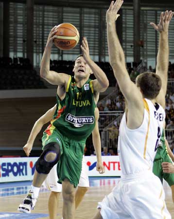 Η Λιθουανία πήρε την πρωτιά στη Μαγιόρκα με 84-80 επί της Γερμανίας