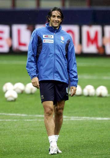 Αμφίβολοι για το Σαν Σίρο, Τόνι και Βιεϊρα