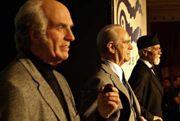 Στην 72η ΔΕΘ τα κέρινα ομοιώματα των Ελ.Βενιζέλου, Κ.Καραμανλή και Αν.Παπανδρέου