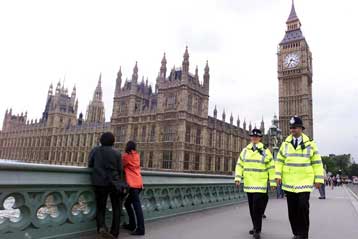 Η Κίνα «εξαπέλυσε κυβερνοεπιθέσεις και κατά του Λονδίνου»