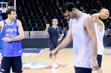 Δεν υπάρχει αντίπαλό μας που μπορεί να κοιμάται ήσυχος, τονίζει ο Γιαννάκης