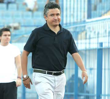 Σαν μια γροθιά ζήτησε ο Σπανός να αγωνιστούν οι παίκτες του Ατρόμητου