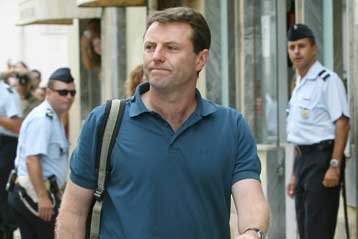 Και ο πατέρας της μικρής Μαντλίν κρίθηκε ύποπτος για την εξαφάνισή της