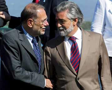 Η Ευρώπη πρέπει να αποφύγει την ρήξη στο θέμα του Κοσόβου, δηλώνουν οι ΥΠΕΞ της ΕΕ