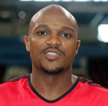 Το πρώτο από τα δύο φιλικά με τη Ρασίνγκ δίνει στο Παρίσι ο Ολυμπιακός