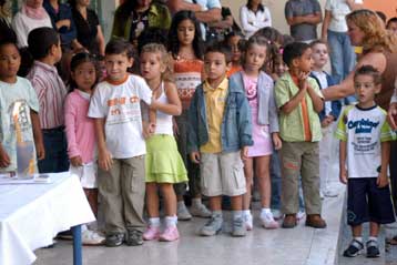 Με ελλείψεις και χωρίς το βιβλίο Ιστορίας αρχίζει η νέα σχολική χρονιά