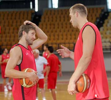 Γουντς και Ματσιγιάουσκας κορυφαίοι στο 97-84 του Ολυμπιακού επί της Παρί