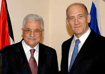 Σε σύσταση διαπραγματευτικών ομάδων για την επίλυση διαφορών συμφώνησαν Ολμέρτ, Αμπάς