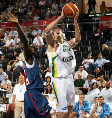 Η Λιθουανία 88-73 τη Γαλλία και ντέρμπι πρωτιάς την Τετάρτη με τη Σλοβενία