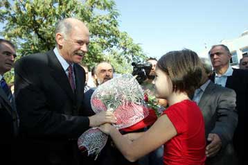 Αστεία κατά τον Γ.Παπανδρέου τα επιχειρήματα για την καθυστέρηση του βιβλίου Ιστορίας