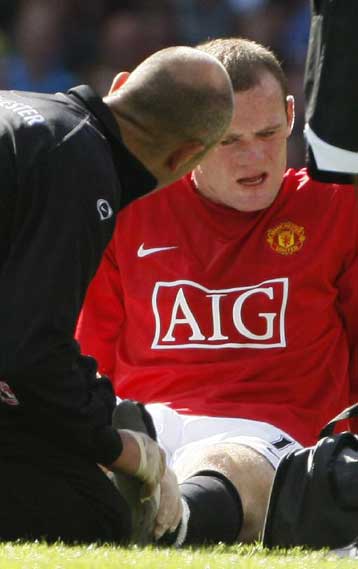 Ο Ρούνεϊ ετοιμοπόλεμος για την αναμέτρηση με την Έβερτον