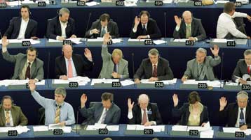 Προς μείωση ο αριθμός των ευρωβουλευτών κάθε χώρας-μέλους της ΕΕ