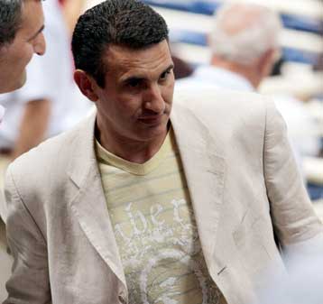 Εφικτή θεωρεί ο Δρόσος την κατασκευή κλειστού γυμναστηρίου στη Ν. Φιλαδέλφεια