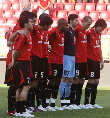 Φιλική επικράτηση του Ολυμπιακού επί του Ερυθρού Αστέρα και 302.000 ευρώ για τη Ζαχάρω