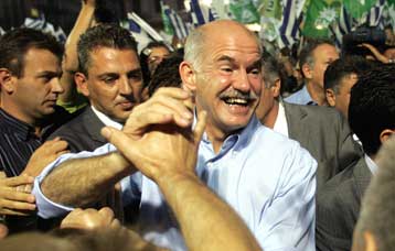 Νέες βολές κατά του πρωθυπουργού εξαπέλυσε ο Γ.Παπανδρέου