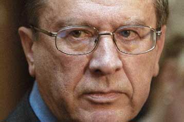 Κλείνει το μάτι στην προεδρία ο νέος πρωθυπουργός του Πούτιν, Βίκτορ Ζουμπκόφ