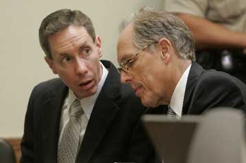 Στο προσκήνιο το θέμα της πολυγαμίας στις ΗΠΑ με αφορμή τη δίκη αρχηγού σέκτας