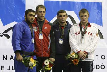 Ασημένιο μετάλλιο για τον Ηλία Ηλιάδη στα 90κ του Παγκοσμίου τζούντο