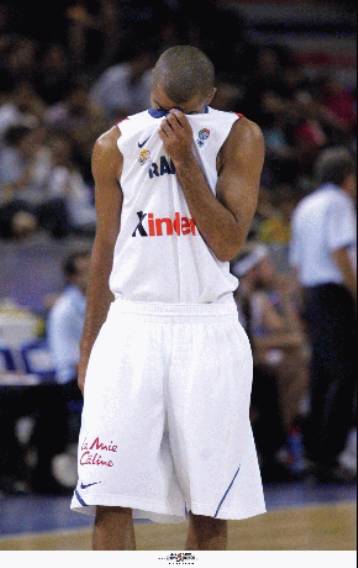 Στο Προολυμπιακό η Σλοβενία, 88-74 τη Γαλλία και έβδομη θέση