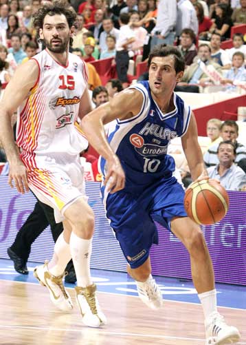 «Αντίο» είπε ο Χατζηβρέττας στην Εθνική με την οποία έζησε «ονειρικά»