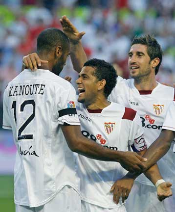 Σίφουνας η Σεβίλη, «γκέλα» της Μπαρτσελόνα, ψηλά η Βιγιαρεάλ