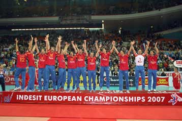 Στον θρόνο της Ευρώπης για πρώτη φορά η Ισπανία, 3-2 σετ τη Ρωσία