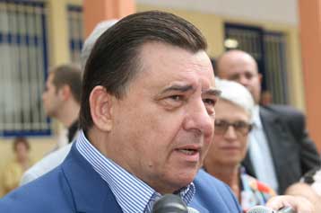 «Σοβαρότητα και όχι αλαζονεία» το μήνυμα της κάλπης κατά τον Γ.Καρατζαφέρη