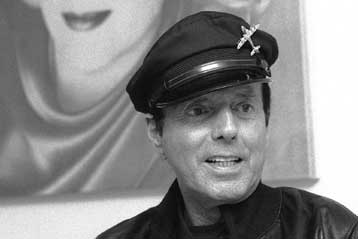 Φωτογραφίες διάσημων σταρ από τον φακό του Φ.Σκαβούλο φιλοξενούνται στην Αθήνα