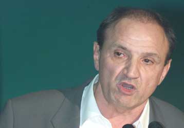 Σκληρές δηλώσεις του Στ.Τζουμάκα για την επιχειρούμενη αλλαγή ηγεσίας στο ΠΑΣΟΚ