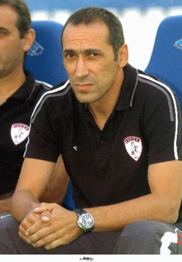 Οι τραυματίες Κώτσιος, Βενετίδης εκτός της αποστολής της Λάρισας εν όψει Μπλάκμπερν