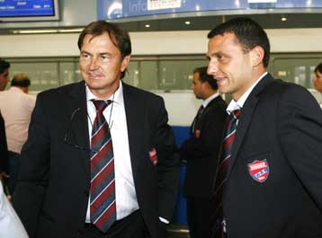 Με Κένινγκ αλλά χωρίς Λουρένσο, Μπερτέ ο Πανιώνιος στη Γαλλία για το ματς με τη Σοσό