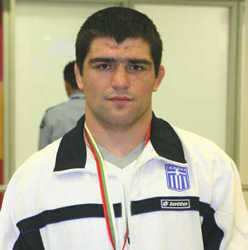 Προκρίθηκε στα προημιτελικά των 84 κιλών ελευθέρας πάλης ο Λοϊζίδης