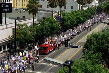 Σε κρίσιμο σημείο οι διαπραγματεύσεις σεναριογράφων και παραγωγών στις ΗΠΑ