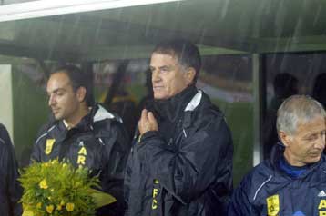 Απλά υπάρχουν ελπίδες, λέει ο Μπάγεβιτς-Πλεονέκτημα δίνει στον Αρη ο Φερνάντεθ