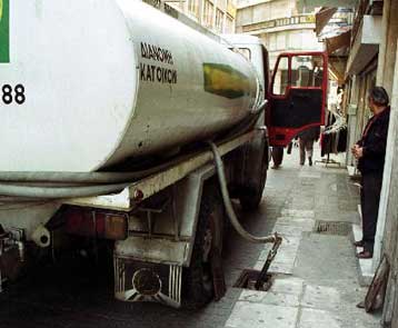 Εξίσωση φόρου στο πετρέλαιο θέρμανσης με το κίνησης εξετάζει η κυβέρνηση